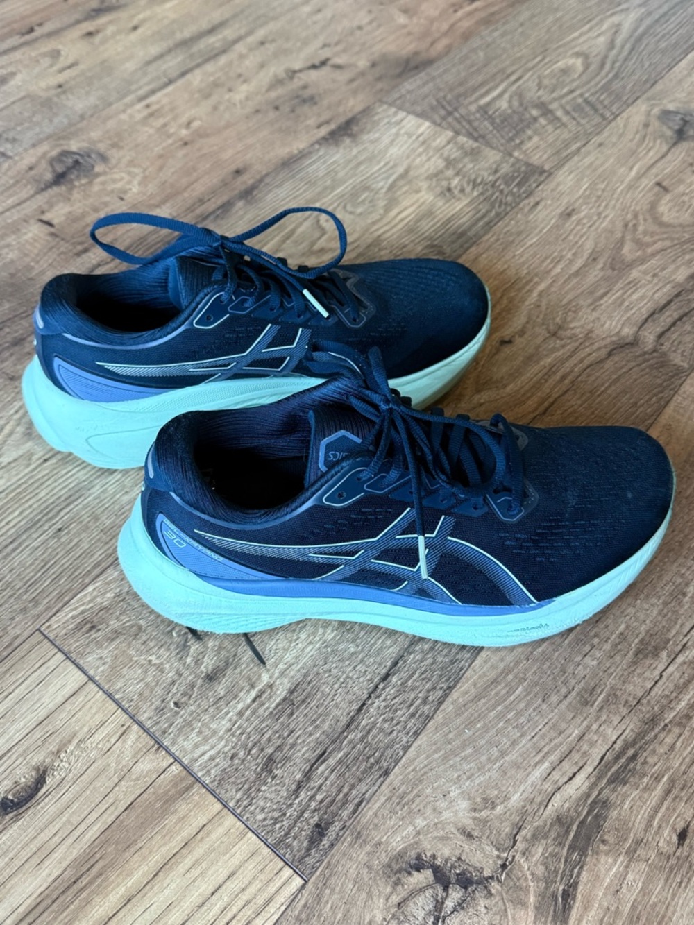 ASICS Gel Kayano 30 Running Shoes in Navy and Mint